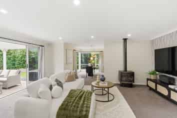 14 Harlech Mews, Avonhead