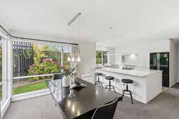 14 Harlech Mews, Avonhead