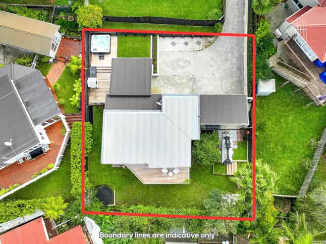 2/17 Masterton Road, Rothesay Bay