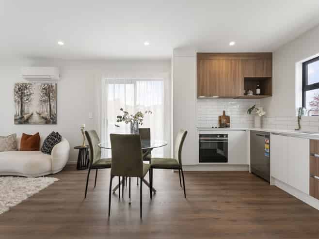 2-4 Moa Road, Point Chevalier