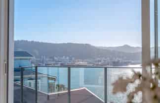 2 The Crescent, Roseneath