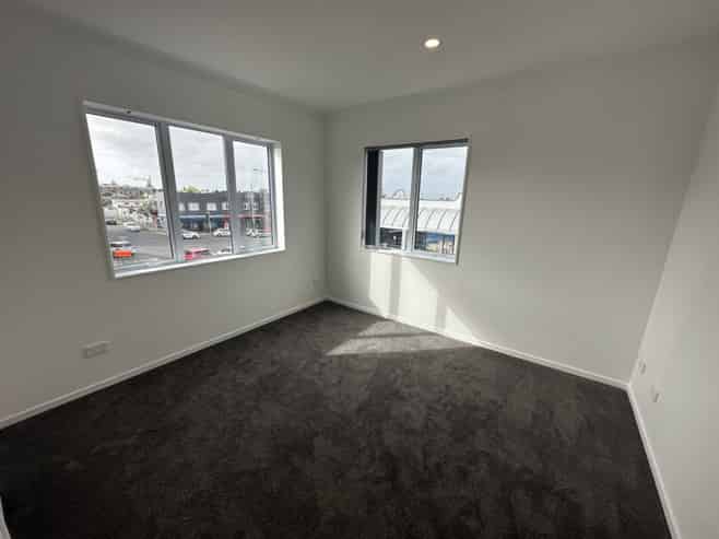 1A Mount Albert Road, Mount Albert