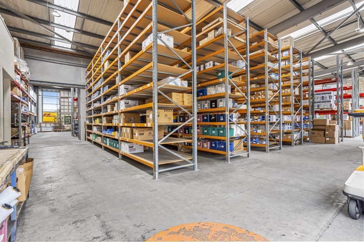 Quality industrial – secure yard – pohled 2