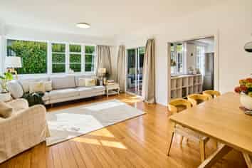 41 Raroa Terrace, Tawa