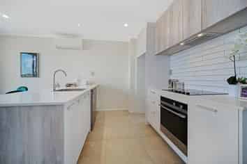 6/2 Mahalo Avenue, Wiri