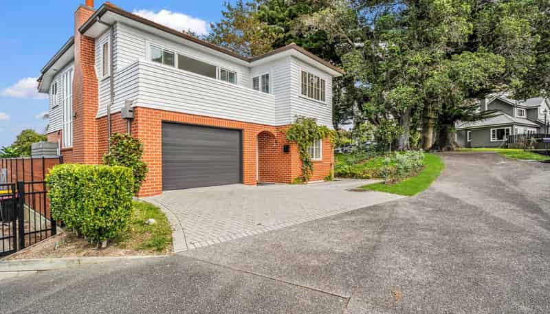 62L Grace Road, Tauranga South