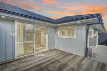 2/57 Dundas Road, Sanson