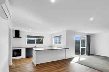 2/57 Dundas Road, Sanson