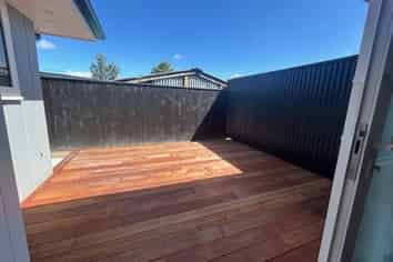 2/57 Dundas Road, Sanson