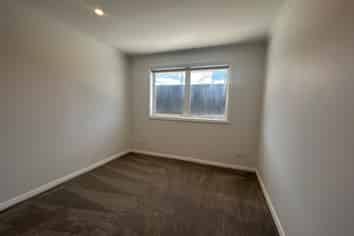2/57 Dundas Road, Sanson