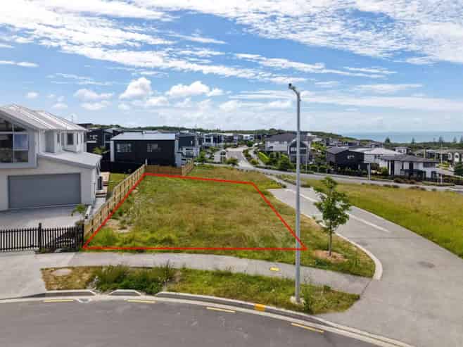 20 Waitai Close, Long Bay