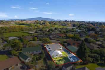 12 Nimmo Avenue West, Waikanae