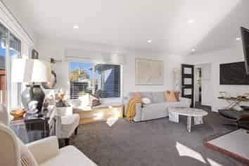 42 Trafford Street, HAREWOOD