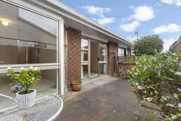 2/128 Albert Street, Terrace End