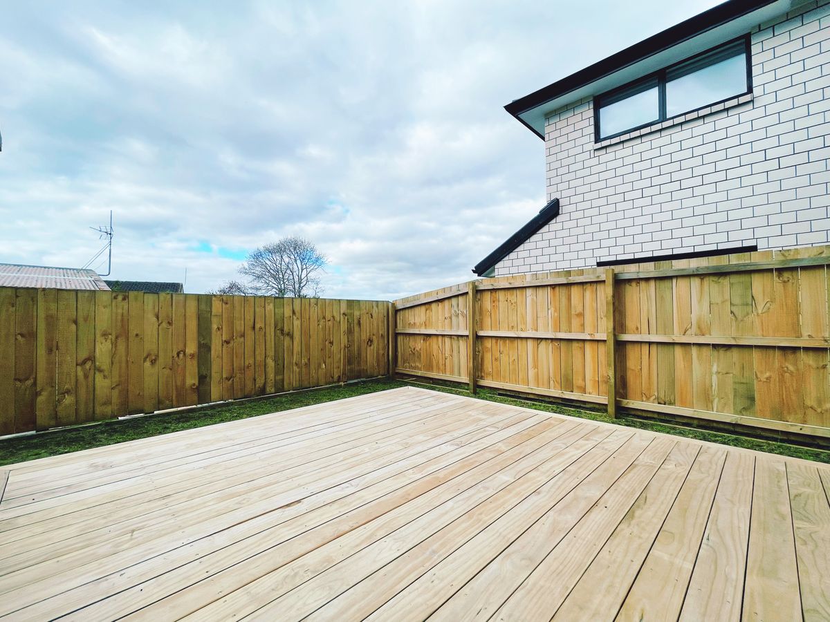 Four-Bedroom House in Convenient Area - Widok 3