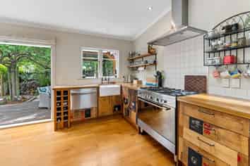 275 Rutherford Street, Nelson South