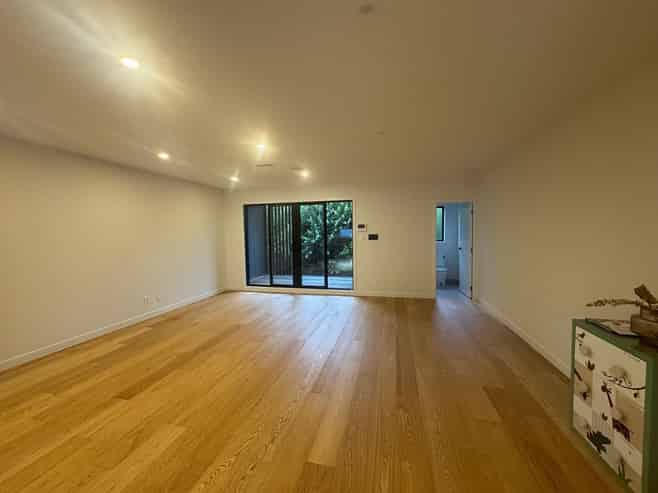 5/12 King Edward Avenue, Epsom