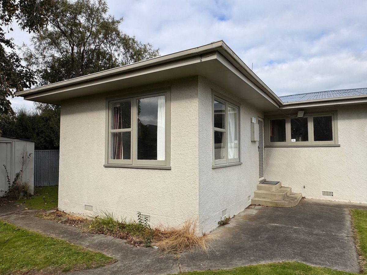 Quality Furnished 3-Bedroom Home in Prime Hokowhit - Widok 2