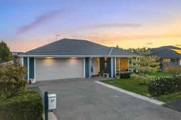 27 Waipunahau Road, WAIKANAE