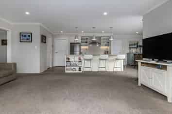 27 Waipunahau Road, WAIKANAE