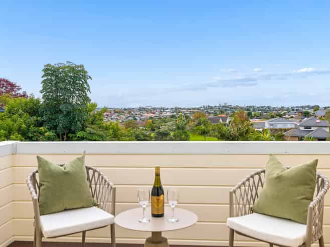 2/34 Wiltshire Place, Northpark