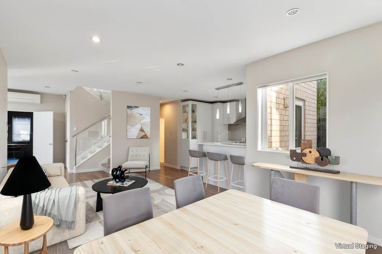 Ideal Coastal Family Home - Selling Below CV - Widok 4