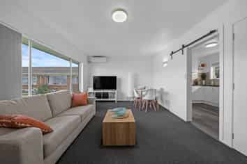 6/12 Dinglebank Road, Mount Wellington