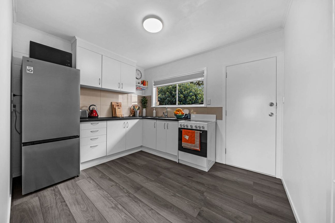 Beautifully Renovated Brick Home - Ansicht 6