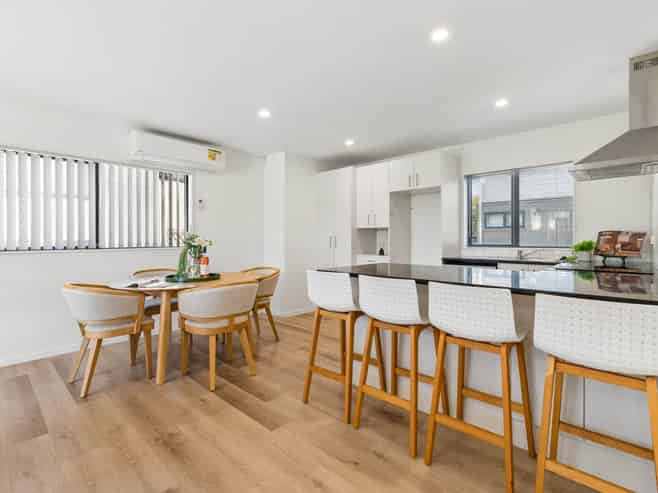 71 Black Beech Crescent, Takanini