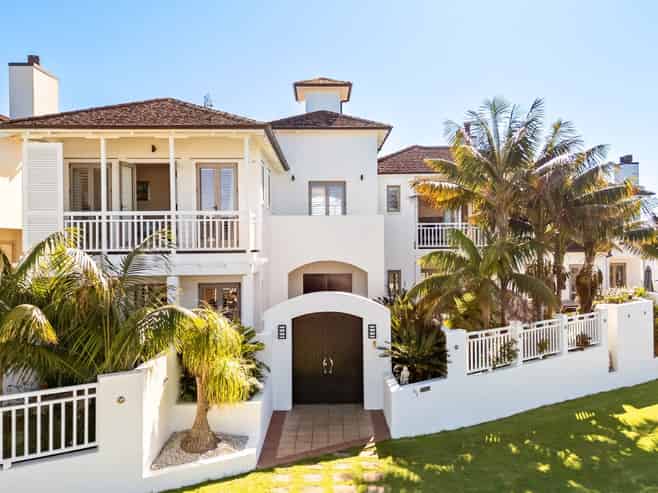 295 Pinecrest Drive, Gulf Harbour