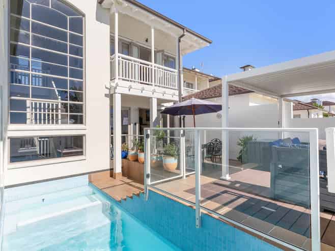 295 Pinecrest Drive, Gulf Harbour