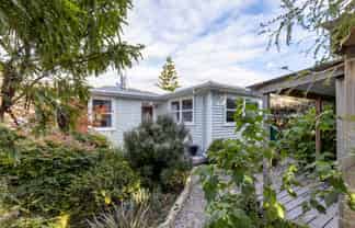 144 Tilley Road, Paekakariki