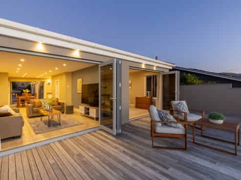 126 The Parade, Paekakariki