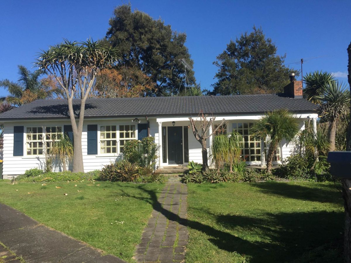 Sunny and Spacious!, Sunnyhills
