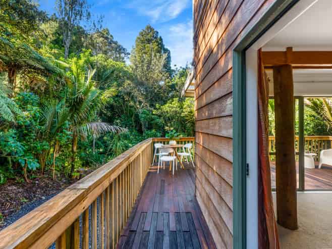 281 Huia Road, Titirangi