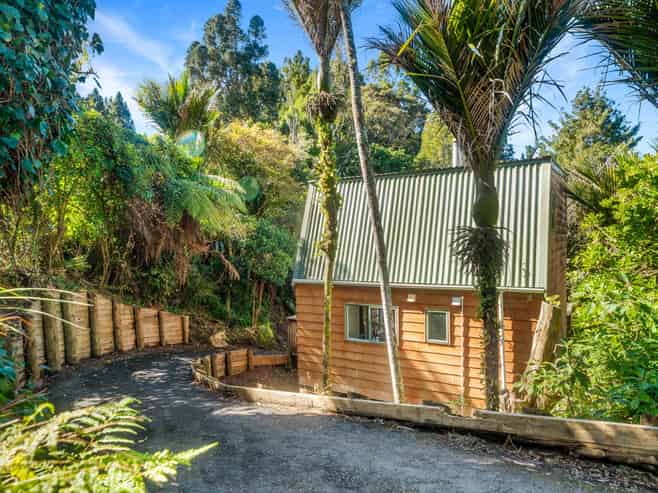 281 Huia Road, Titirangi