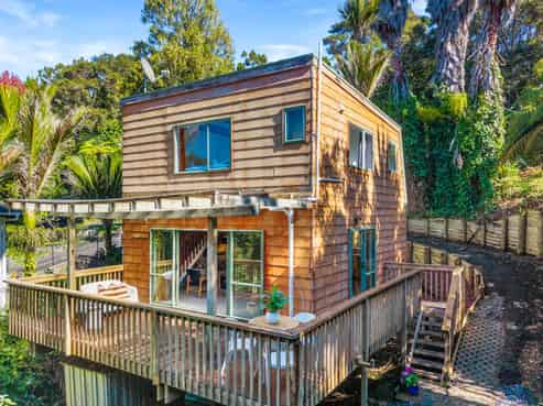 281 Huia Road, Titirangi
