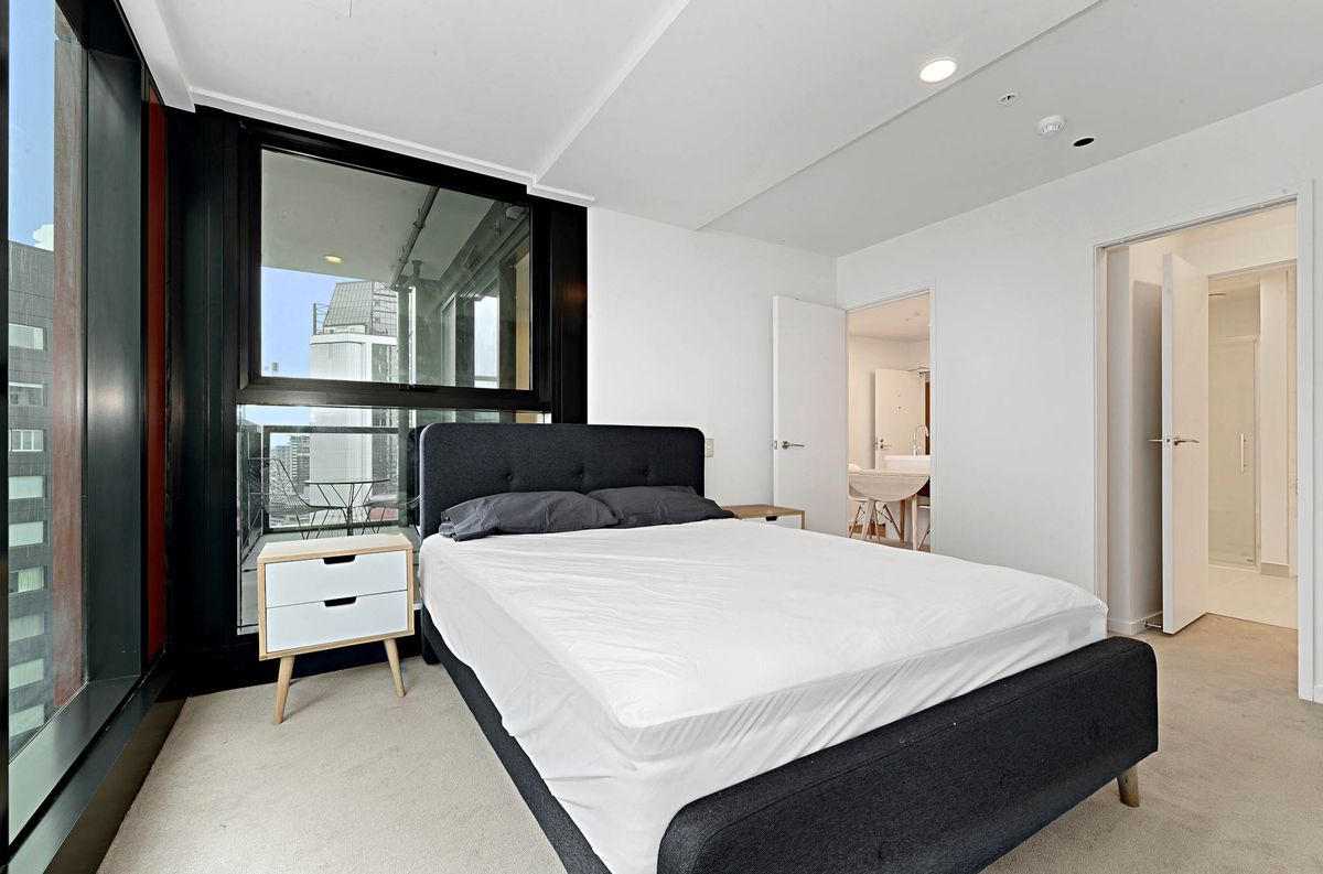 AVAILABLE NOW! PARK RESIDENCES a 1 Bedroom, Ci... - Więcej