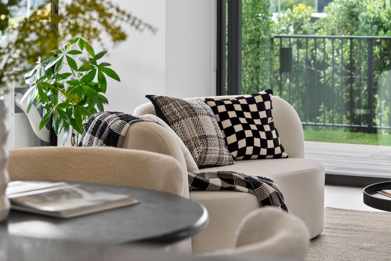 Premium Style at a Sell-Ready Price - Więcej