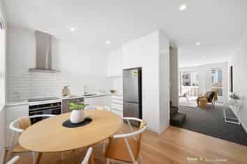 11/30 Pirie Street, Mount Victoria