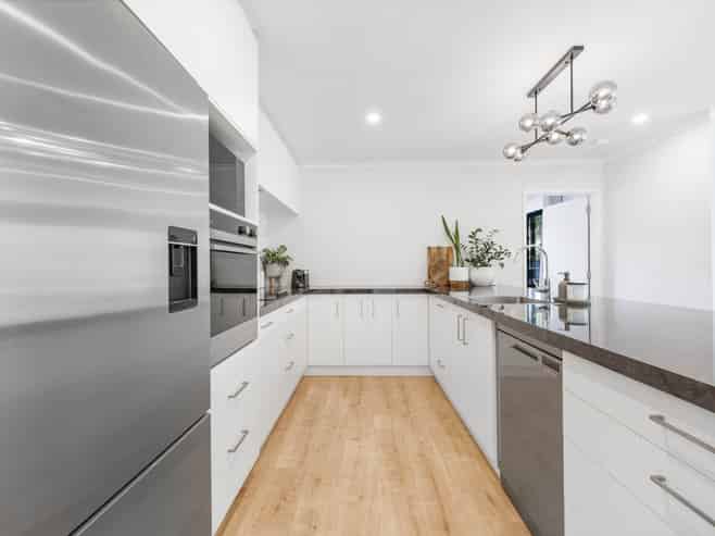 11 Riverboat Lane, Helensville
