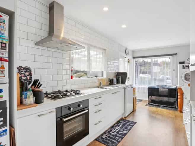 22 Cedar Heights Avenue, Massey