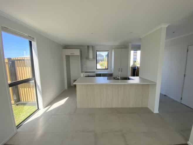 9/10 Te Ara Pikopiko (Eliza Place), Omokoroa