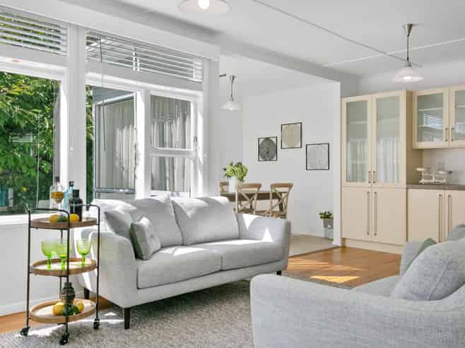 2/1 Henry Hill Road, Hilltop