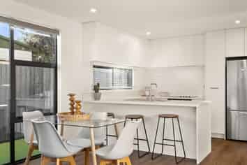 3/5 Grove Street, Saint Kilda