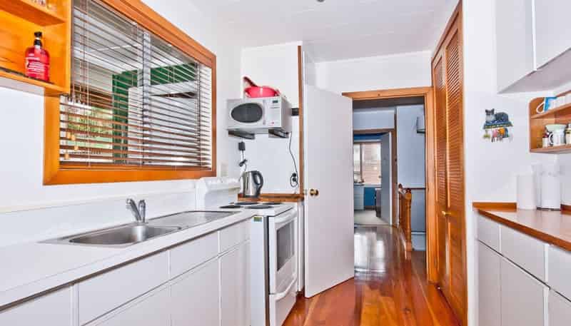 263 Sturges Road, Henderson