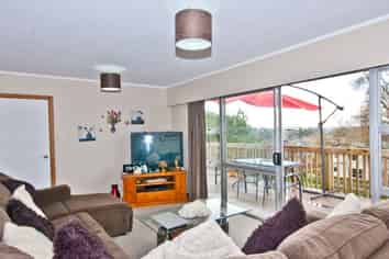 263 Sturges Road, Henderson