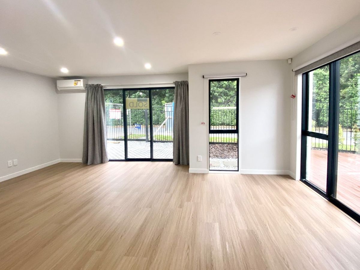 3-Bedroom House with Private Garden - Widok 3
