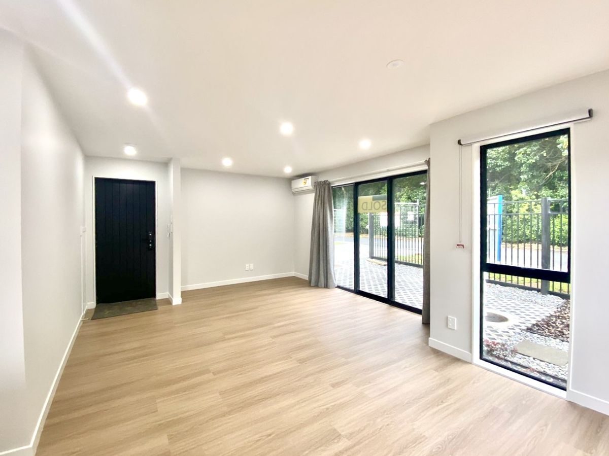3-Bedroom House with Private Garden - Widok 4