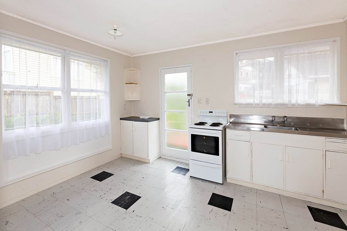 Cozy Unit With Deck In Onehunga - Pogled 3